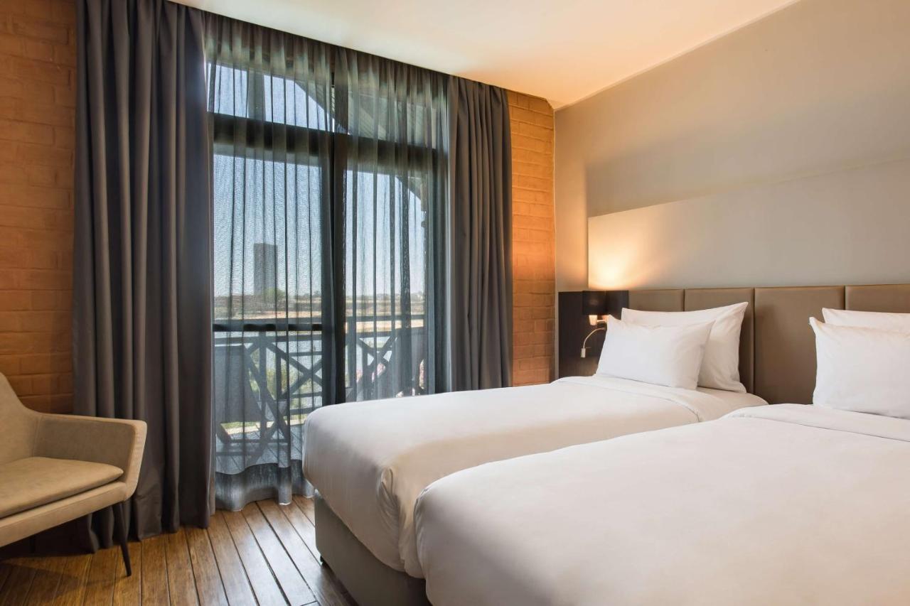 Radisson Hotel Tamboho Waterfront Antananarywa Zewnętrze zdjęcie