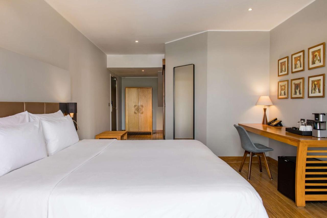Radisson Hotel Tamboho Waterfront Antananarywa Zewnętrze zdjęcie