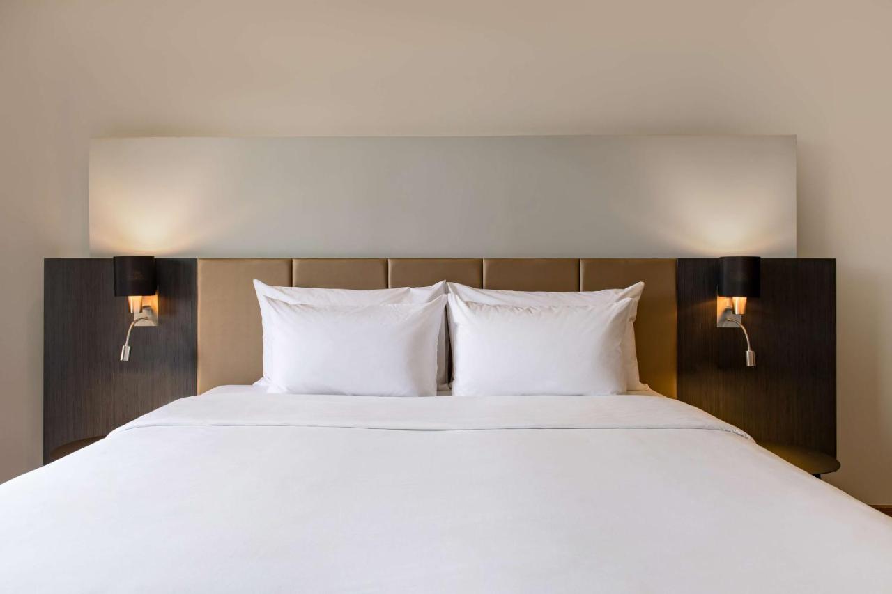 Radisson Hotel Tamboho Waterfront Antananarywa Zewnętrze zdjęcie