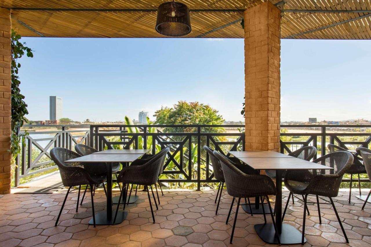 Radisson Hotel Tamboho Waterfront Antananarywa Zewnętrze zdjęcie