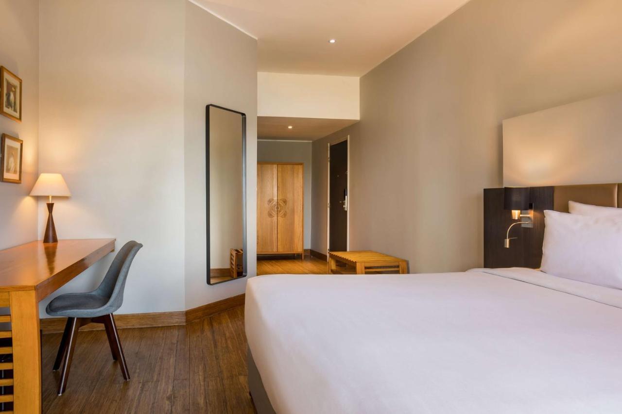Radisson Hotel Tamboho Waterfront Antananarywa Zewnętrze zdjęcie
